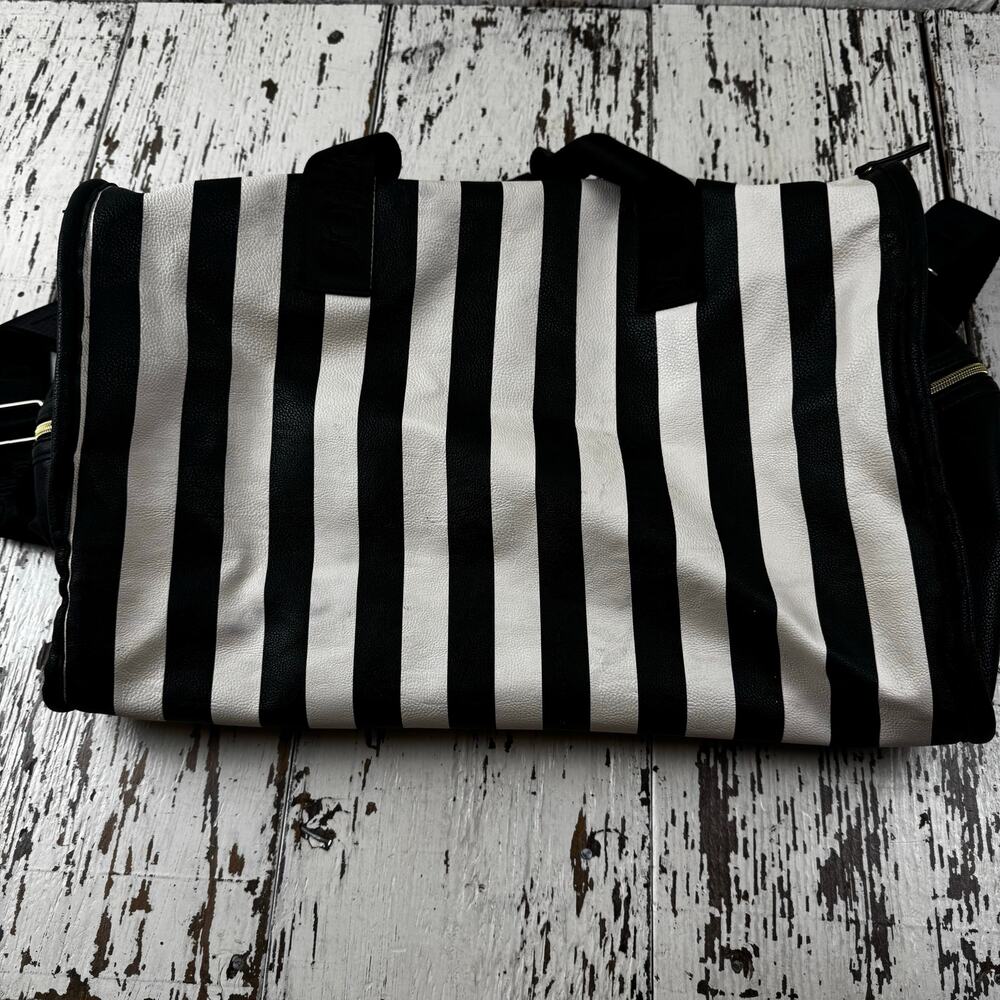 Betsey Johnson Striped Weekender Travel Duffle Bag Black White Floral Interior - Picture 9 of 12